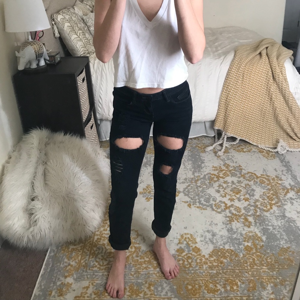 SB Black distressed relaxed jeans